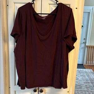 Old Navy Deep Burgundy Short Sleeve Tee
